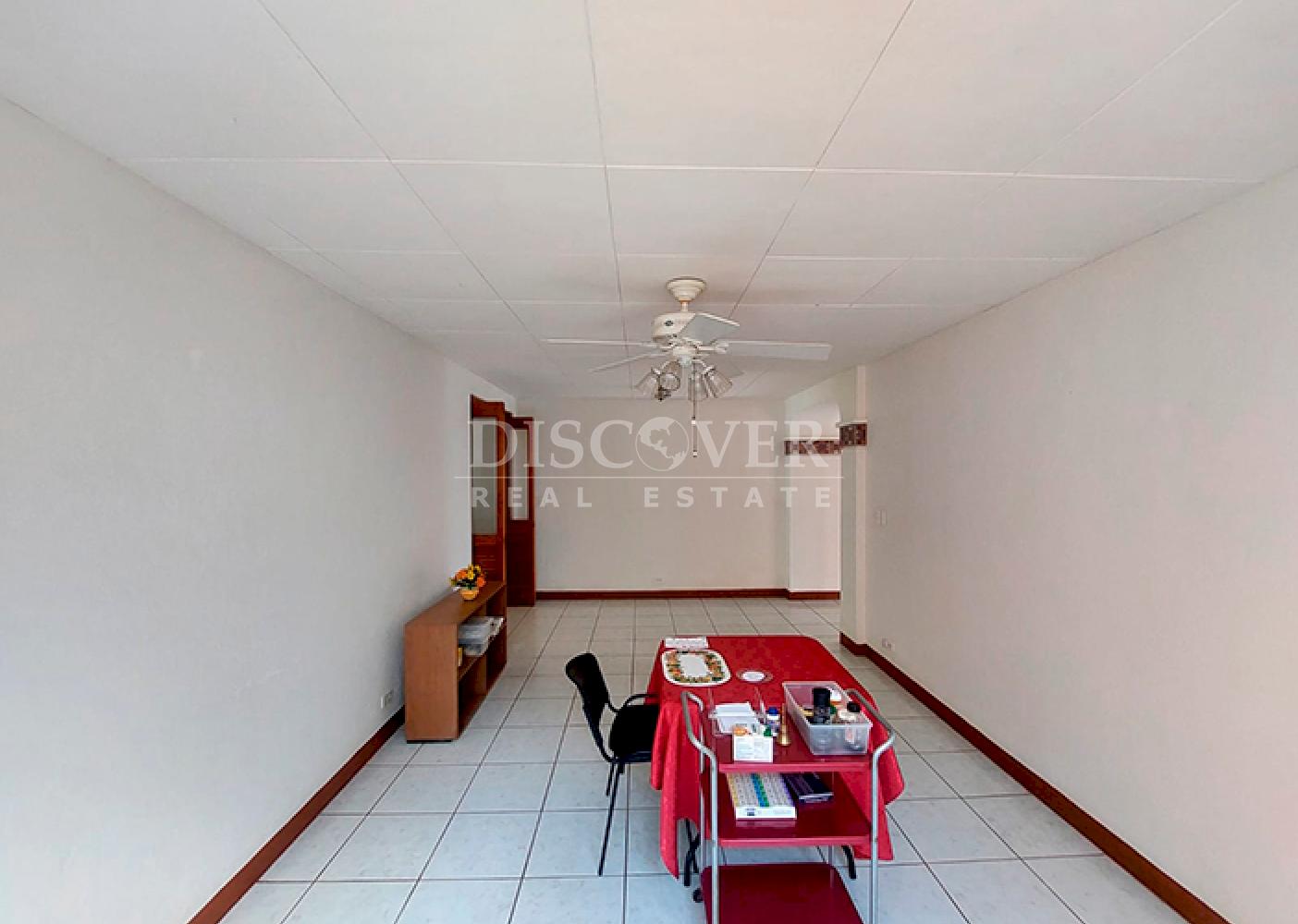  House with a pool for sale on Carretera Sur