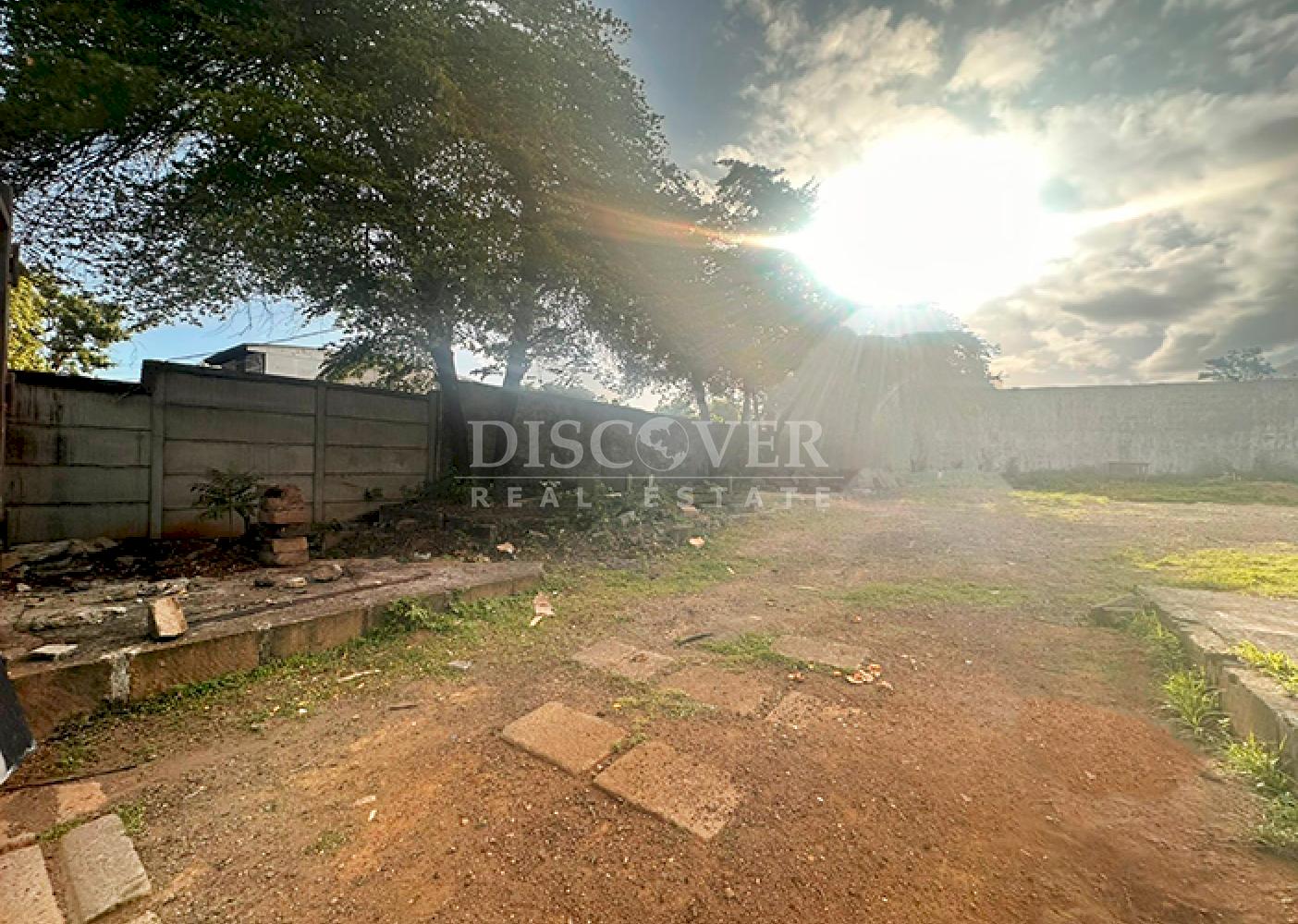  Land for sale along the highway in Los Robles