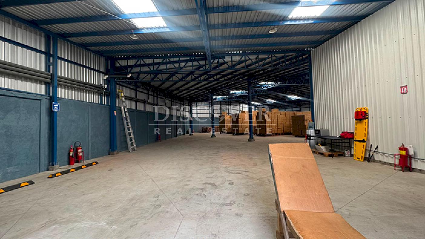 Warehouse for rent on Carretera Nueva in León 