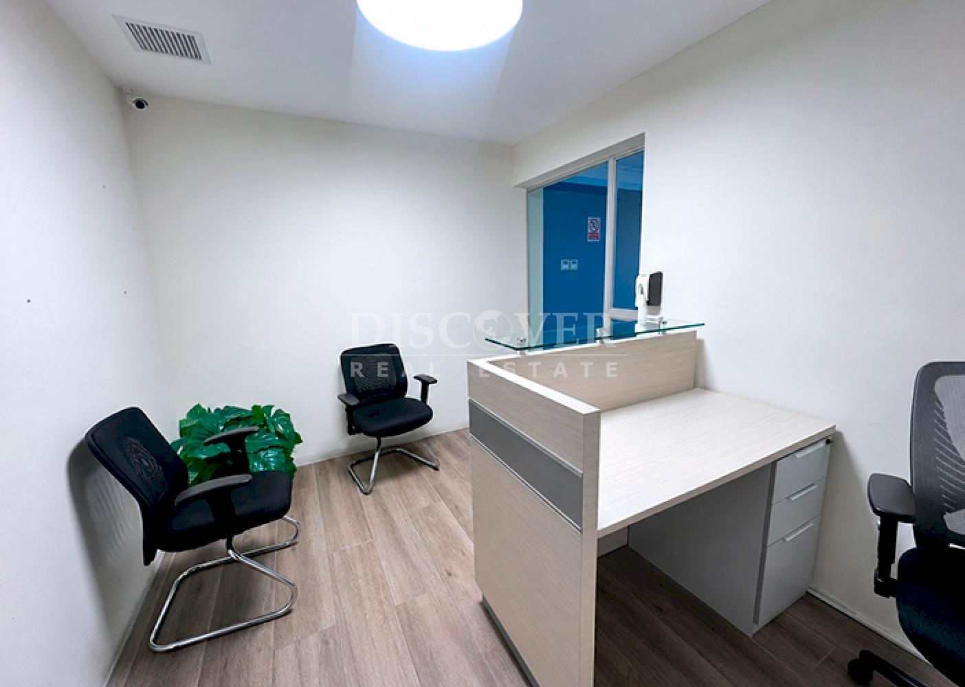  Office space for sale in a corporate building overlooking the lake on Camino de Oriente