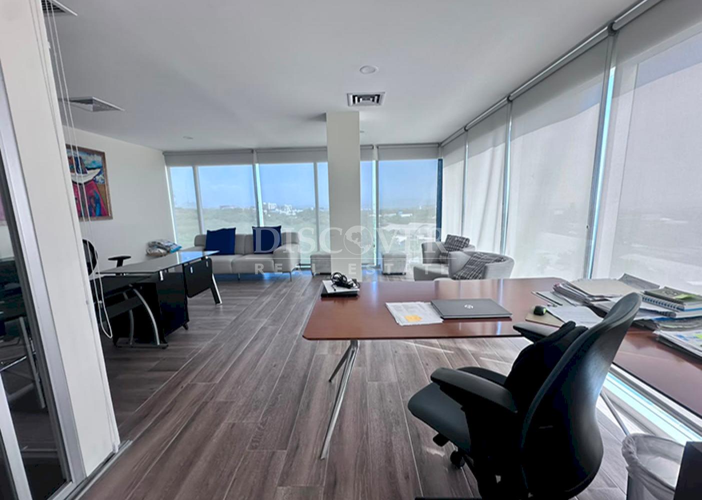  Office space for sale in a corporate building overlooking the lake on Camino de Oriente