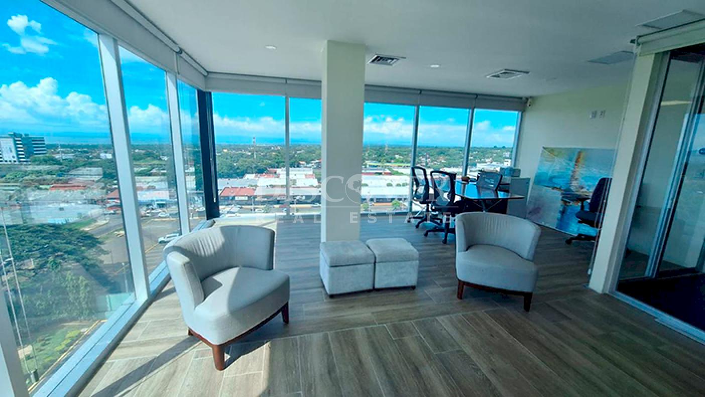  Office space for sale in a corporate building overlooking the lake on Camino de Oriente