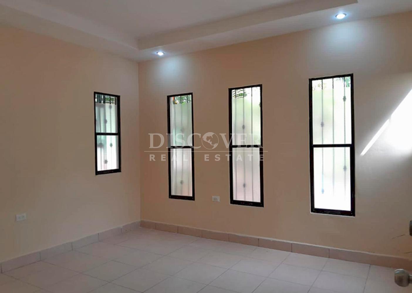 Building for rent, ideal for offices or medical practices, on Carretera Vieja to León