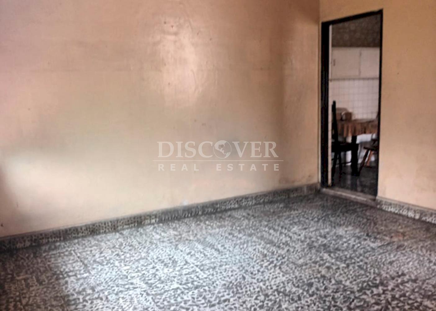  House for Sale with Commercial and Residential Potential in Linda Vista