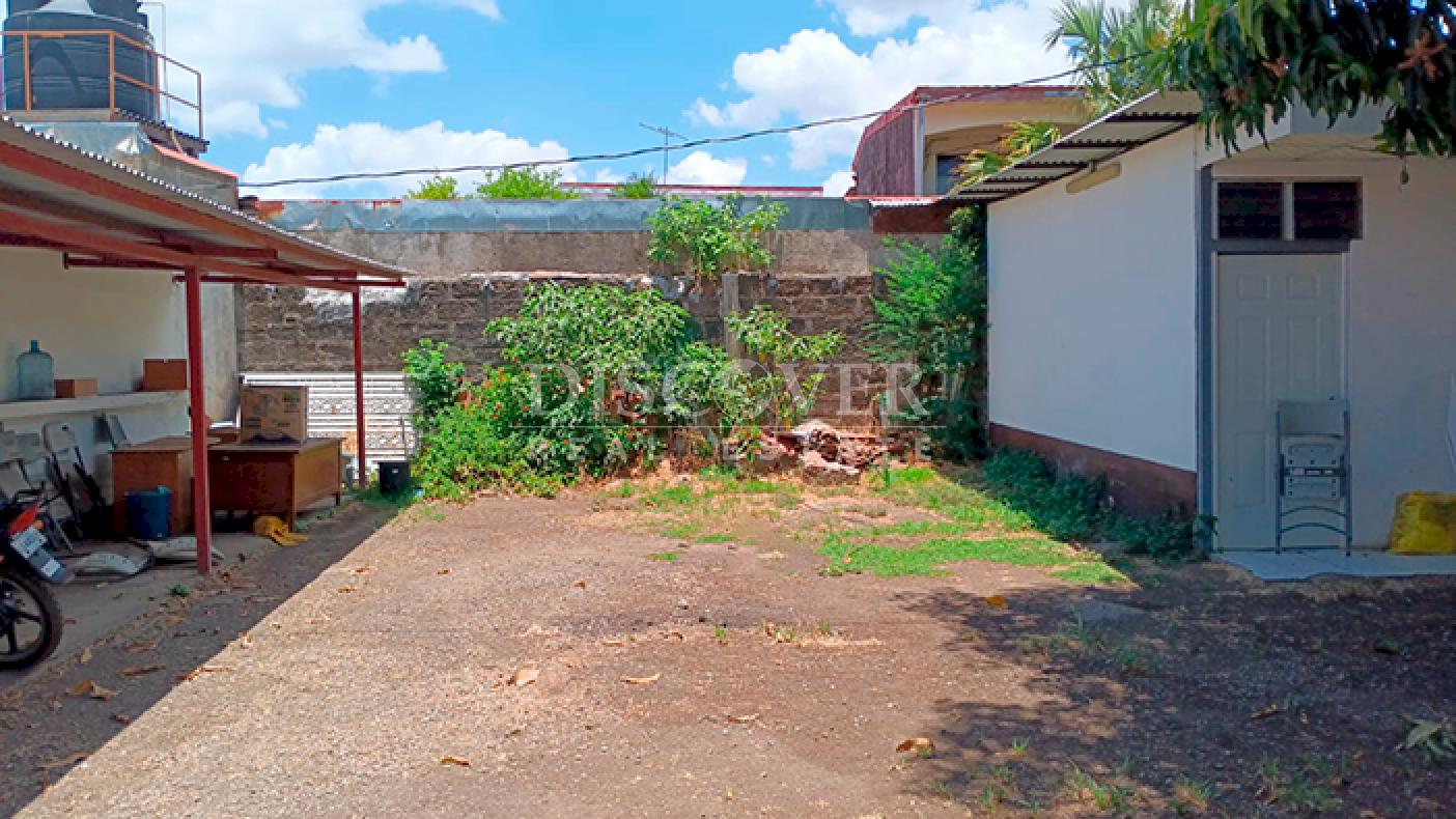 Spacious house ideal for offices for rent in León
