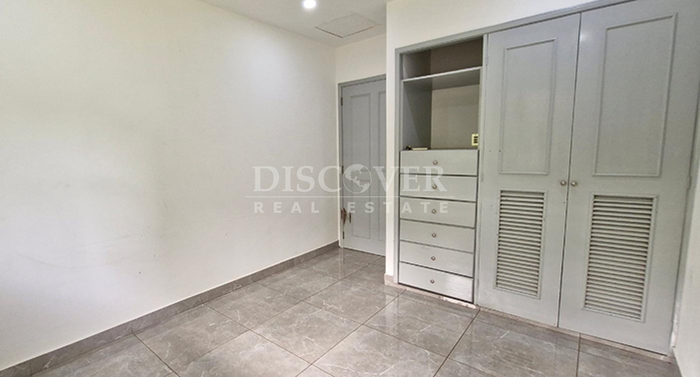  House for rent in a residential area in Las Colinas