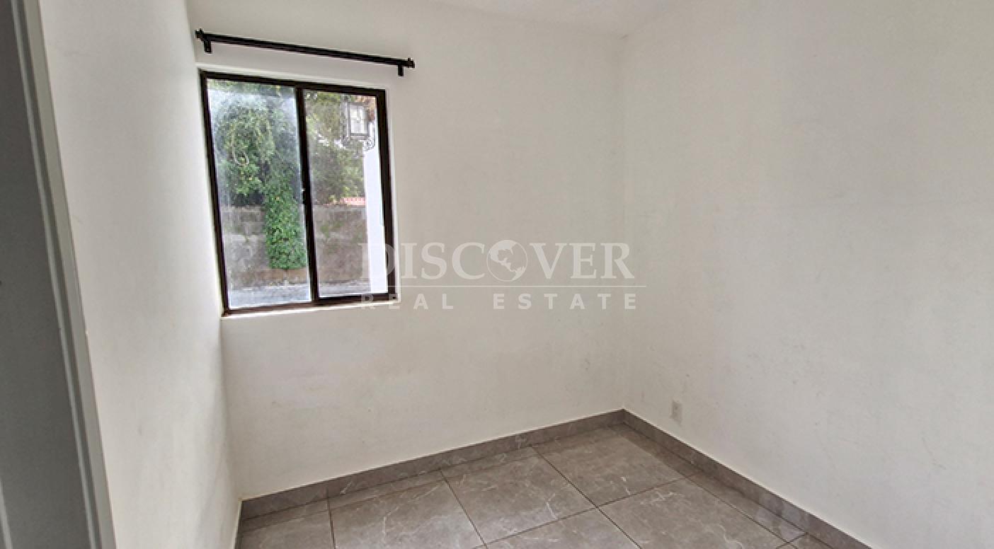  House for rent in a residential area in Las Colinas