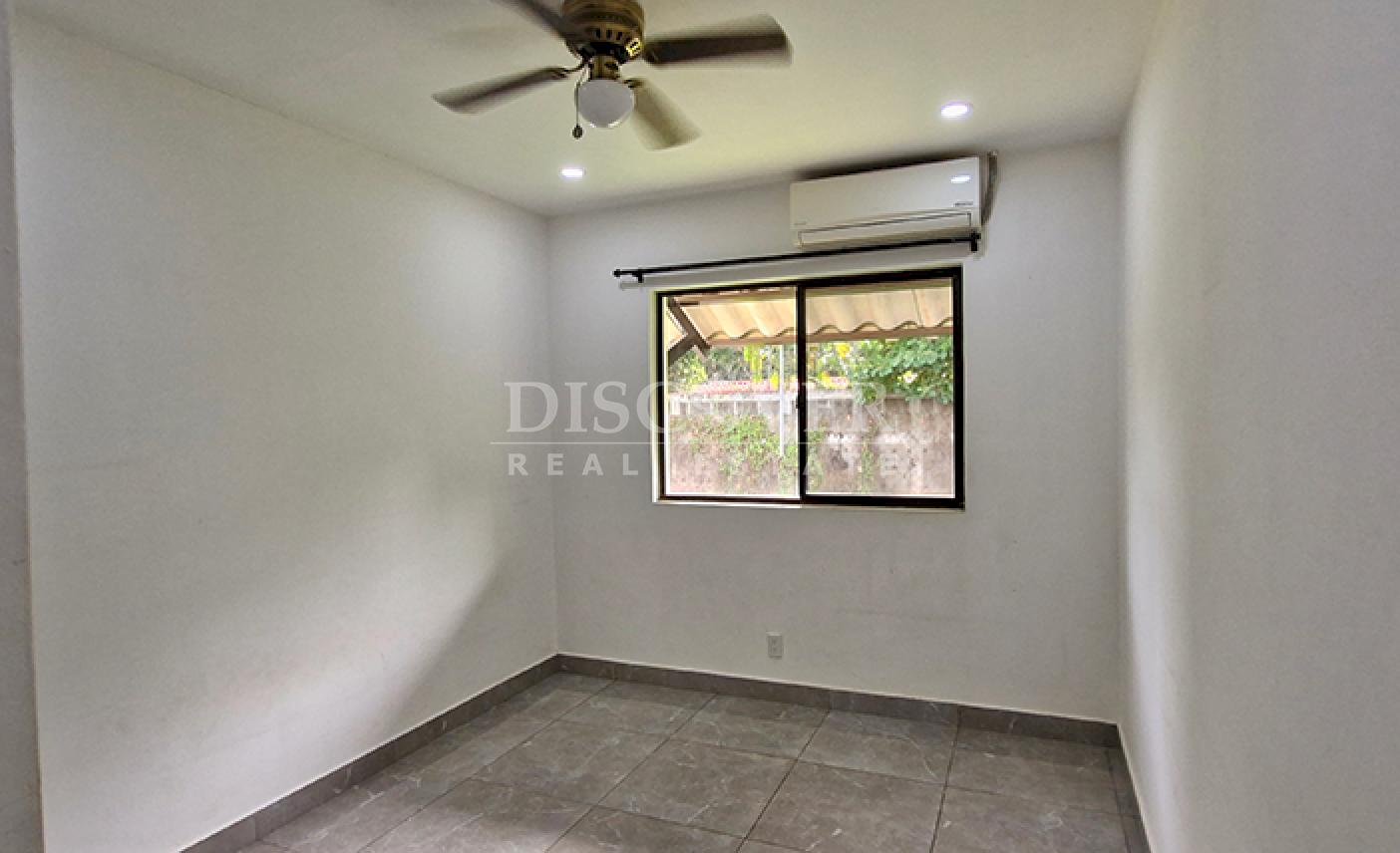  House for rent in a residential area in Las Colinas