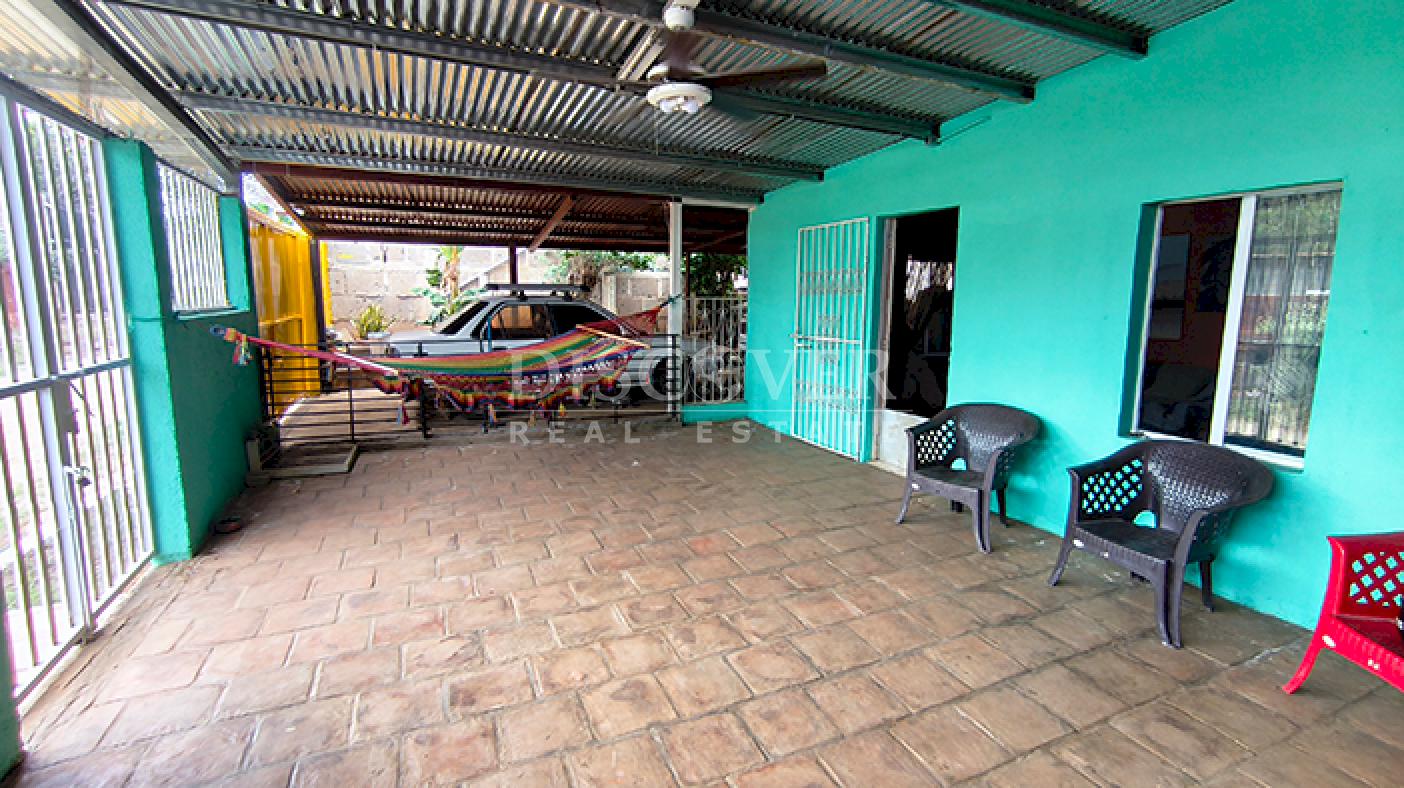  House with a spacious yard for sale in Tipitapa