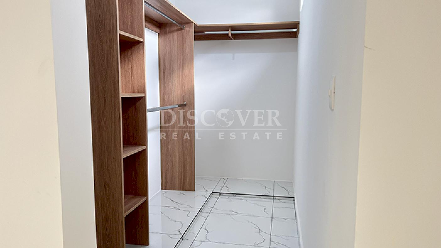 Spacious house for rent in a condominium complex - Masaya Highway