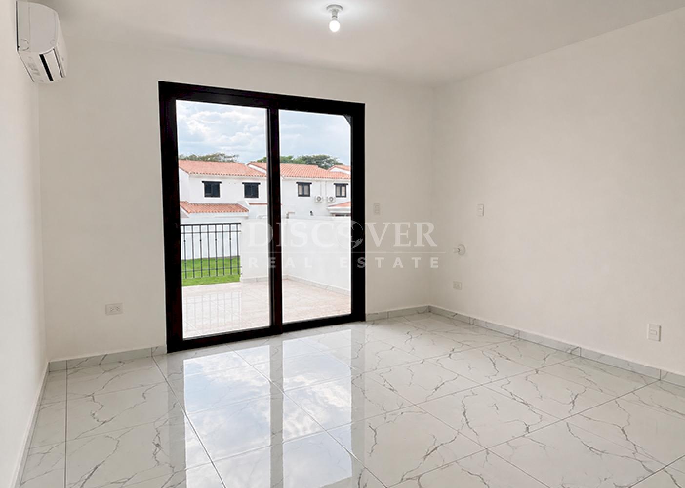 Spacious house for rent in a condominium complex - Masaya Highway