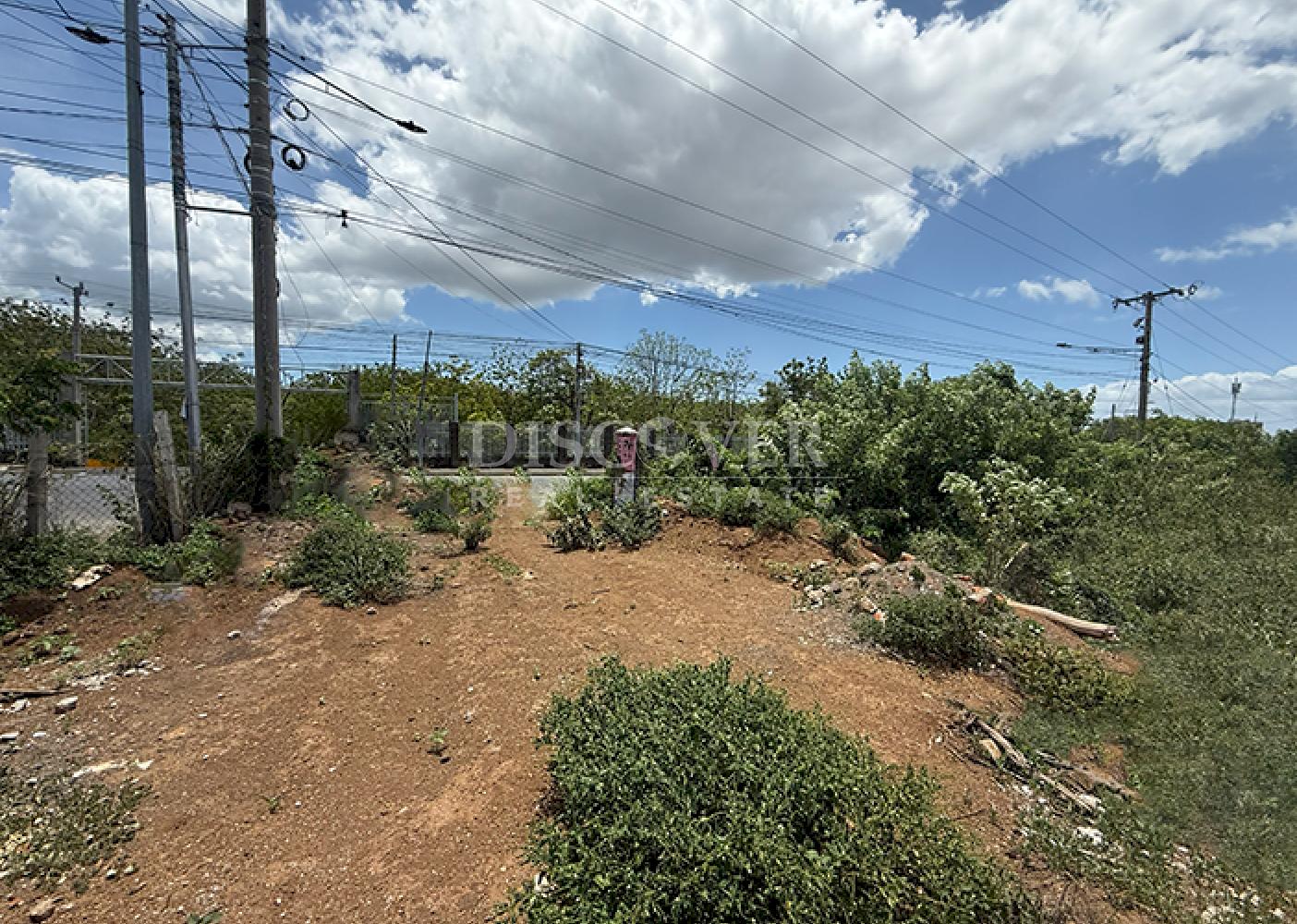 Land Along the Highway in Villa Fontana for Sale/Rent