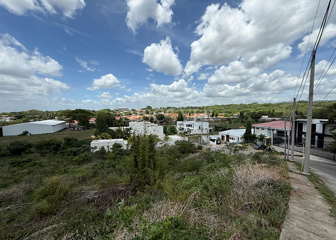 Land Along the Highway in Villa Fontana for Sale/Rent