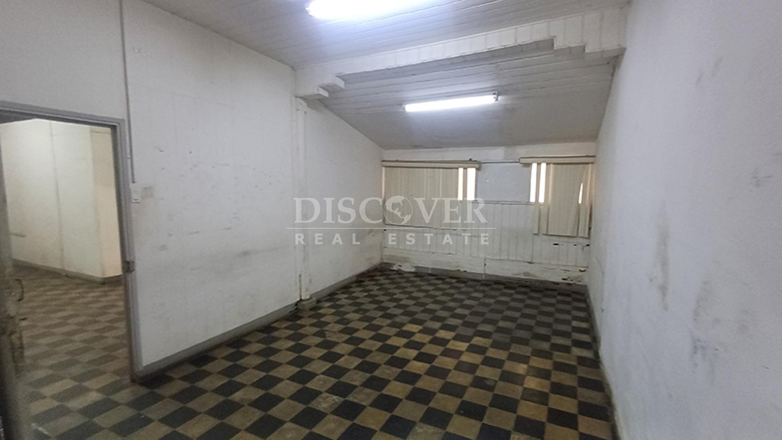  Commercial Building for Sale in the City of León