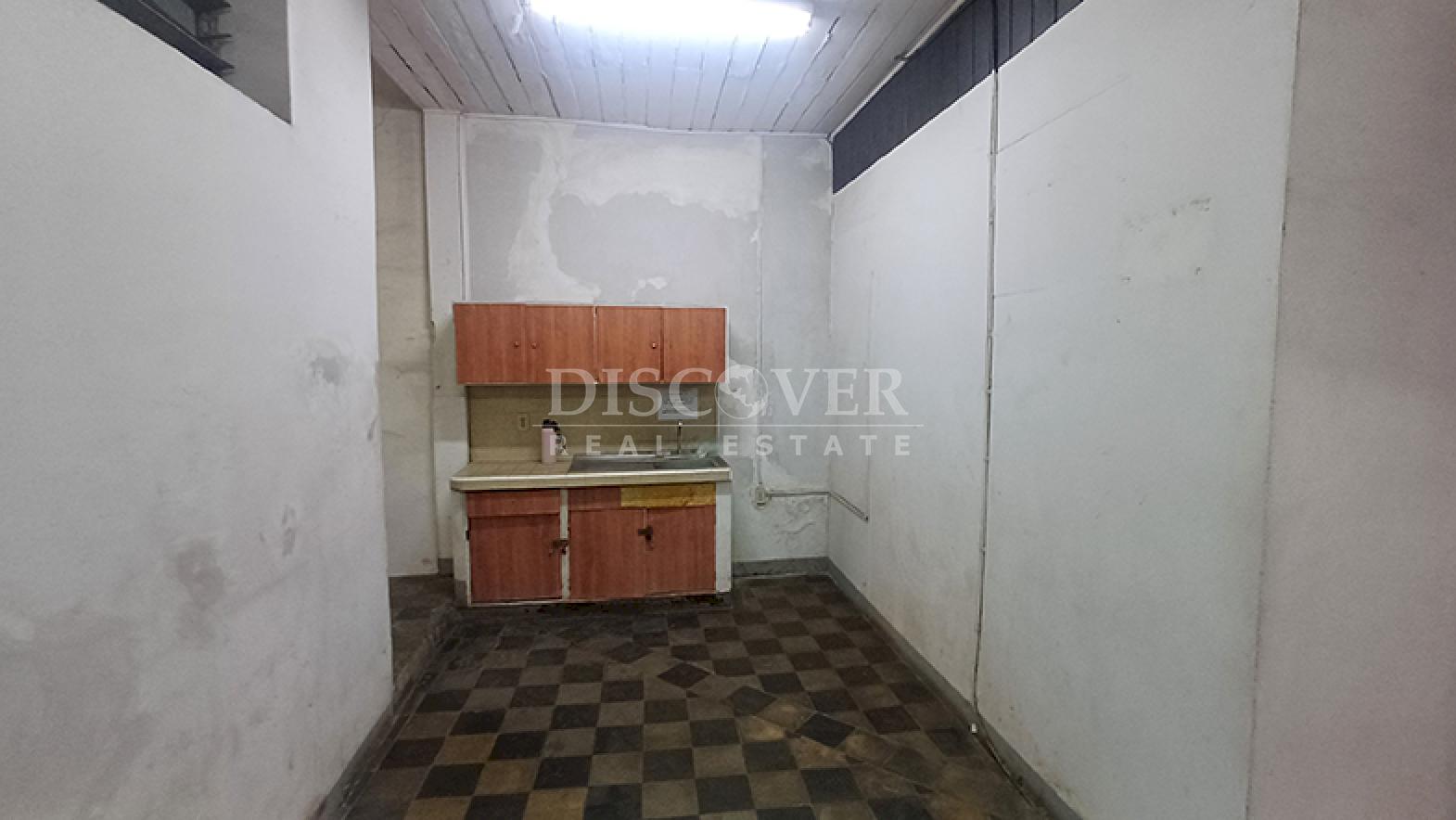  Commercial Building for Sale in the City of León