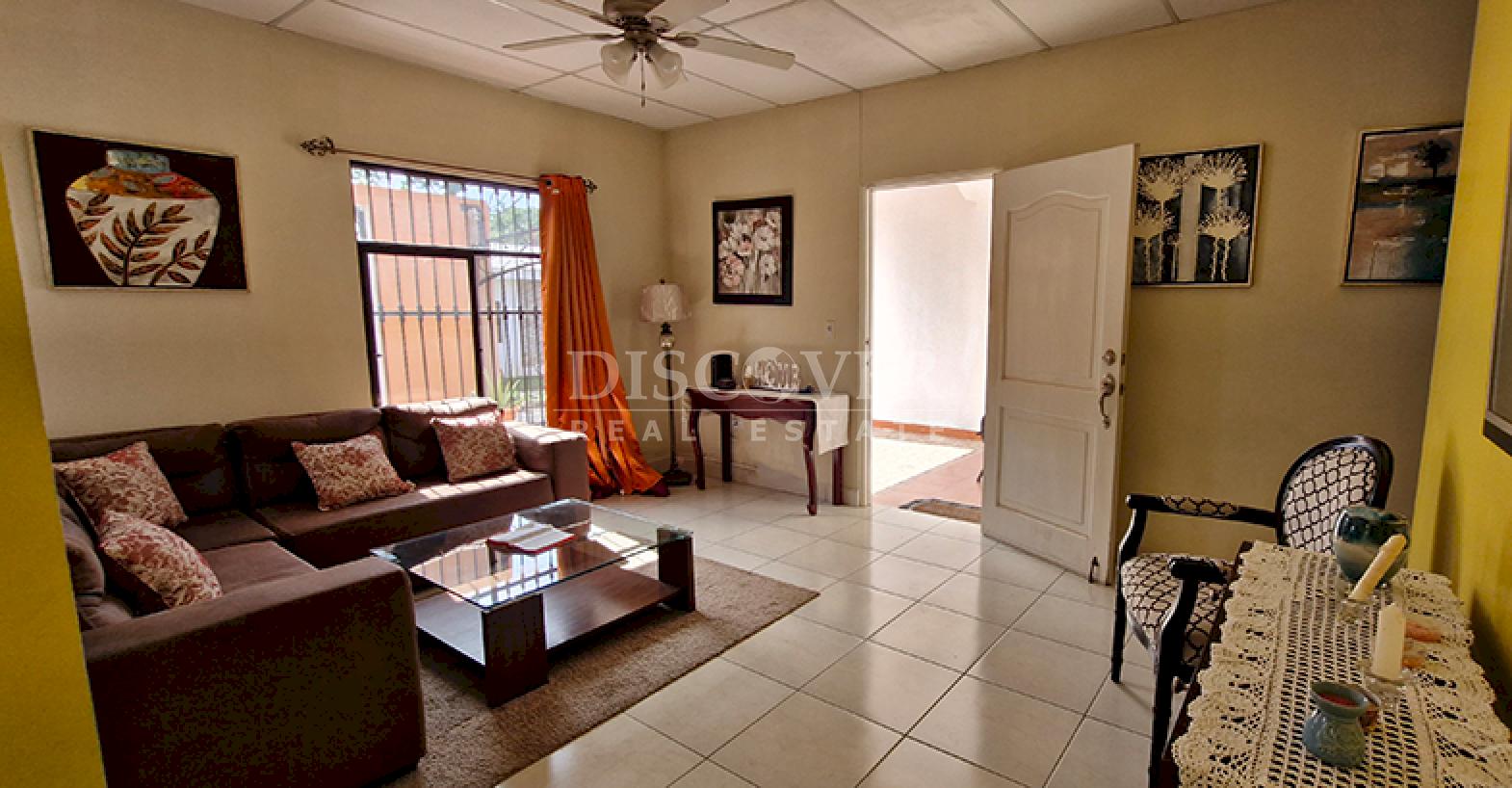  Cozy, furnished house for rent in Jinotepe