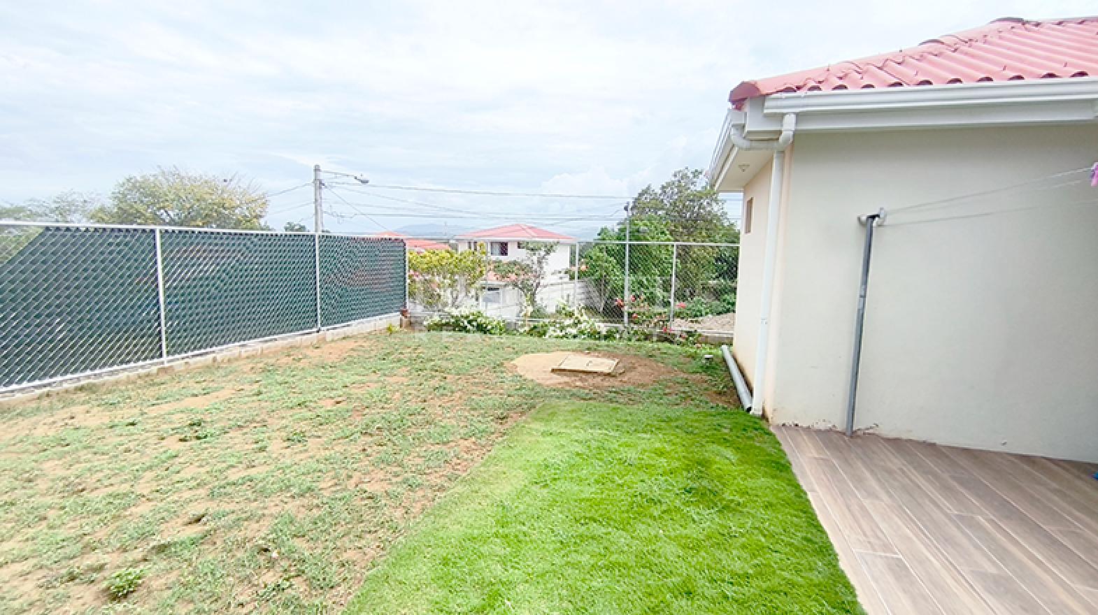  Cozy House for Sale and Rent in Esquipulas