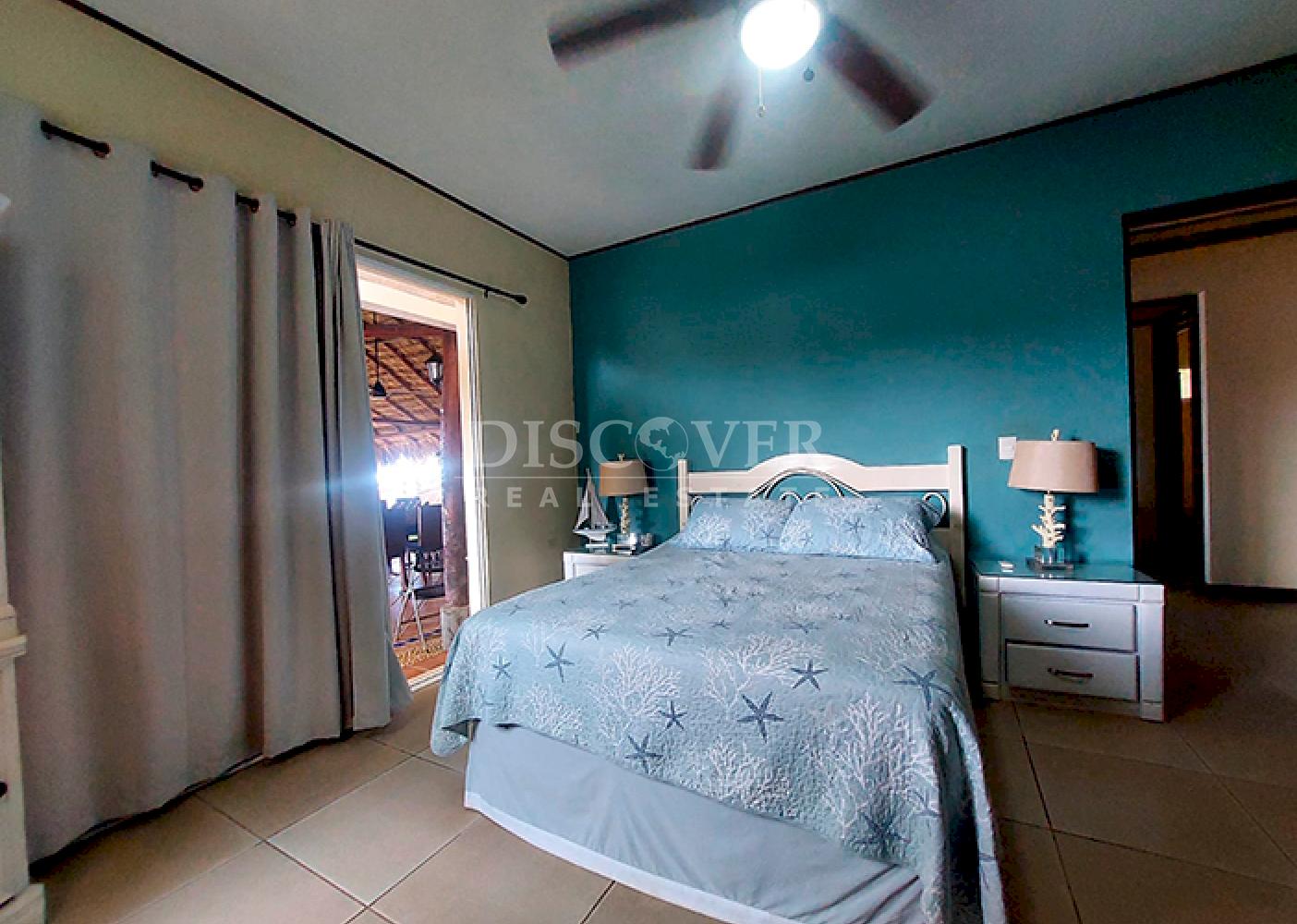  Beach House for Sale in Pochomil - Oceanfront
