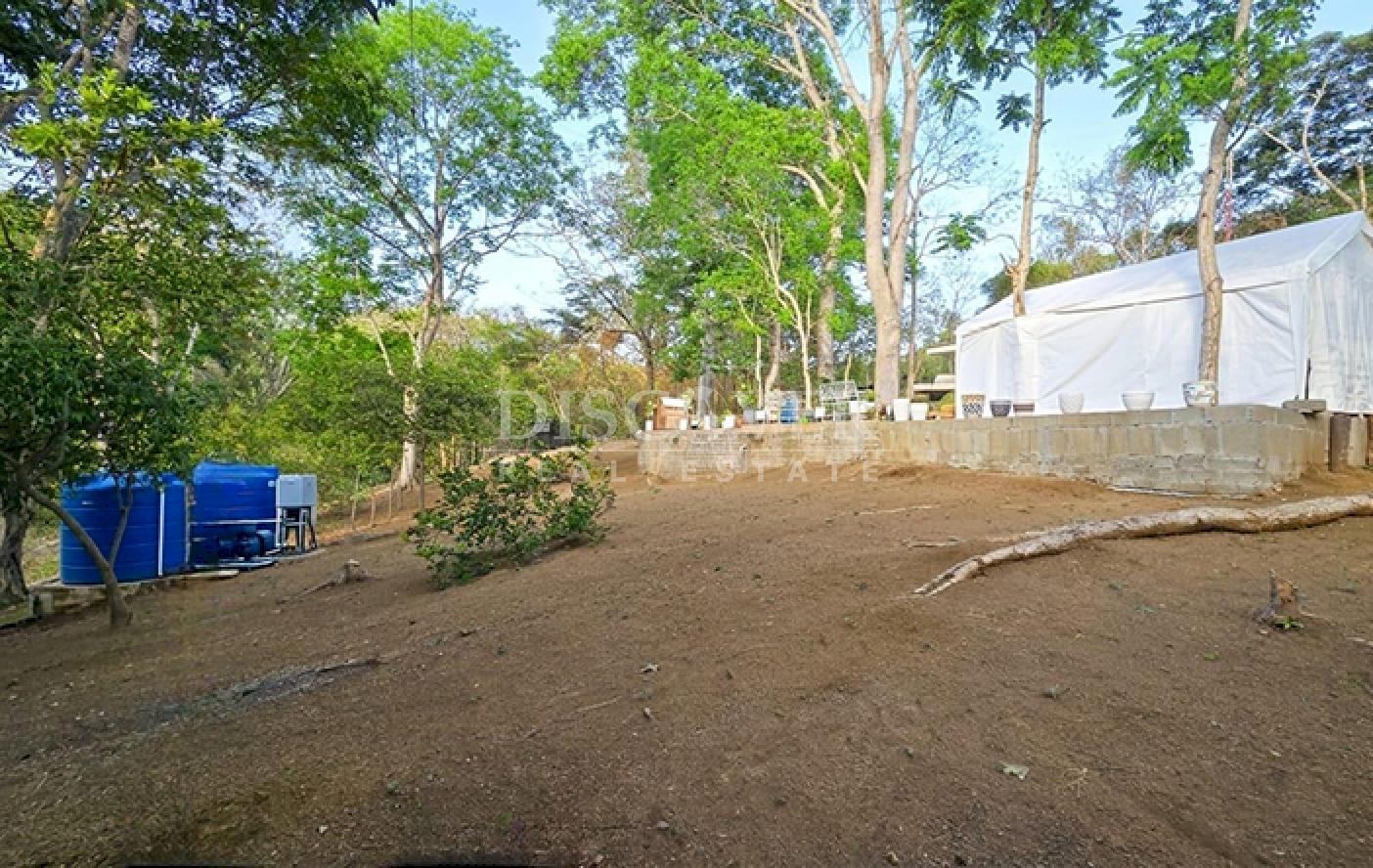  Lots and House for Sale in Santo Domingo