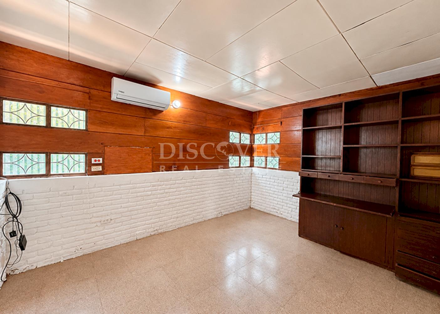  Cozy apartment for rent in Las Colinas