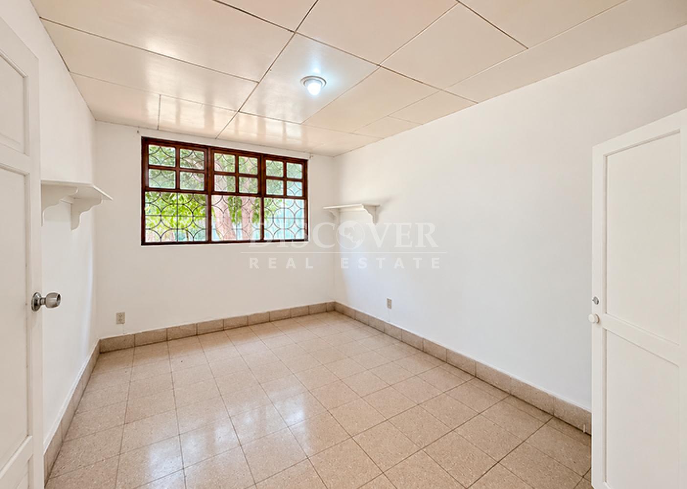  Cozy apartment for rent in Las Colinas