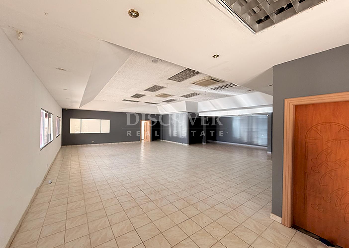 Commercial space for rent in Los Robles