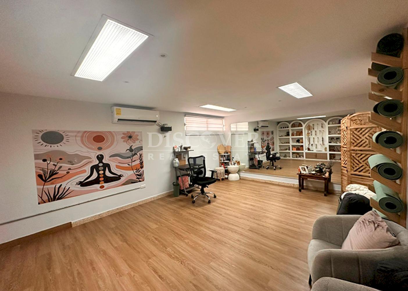 Commercial space for rent in Villa Fontana 