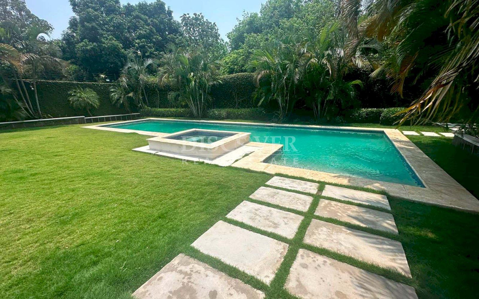 https://images.discovernica.com/propiedad/1600/15_ID13714.jpg