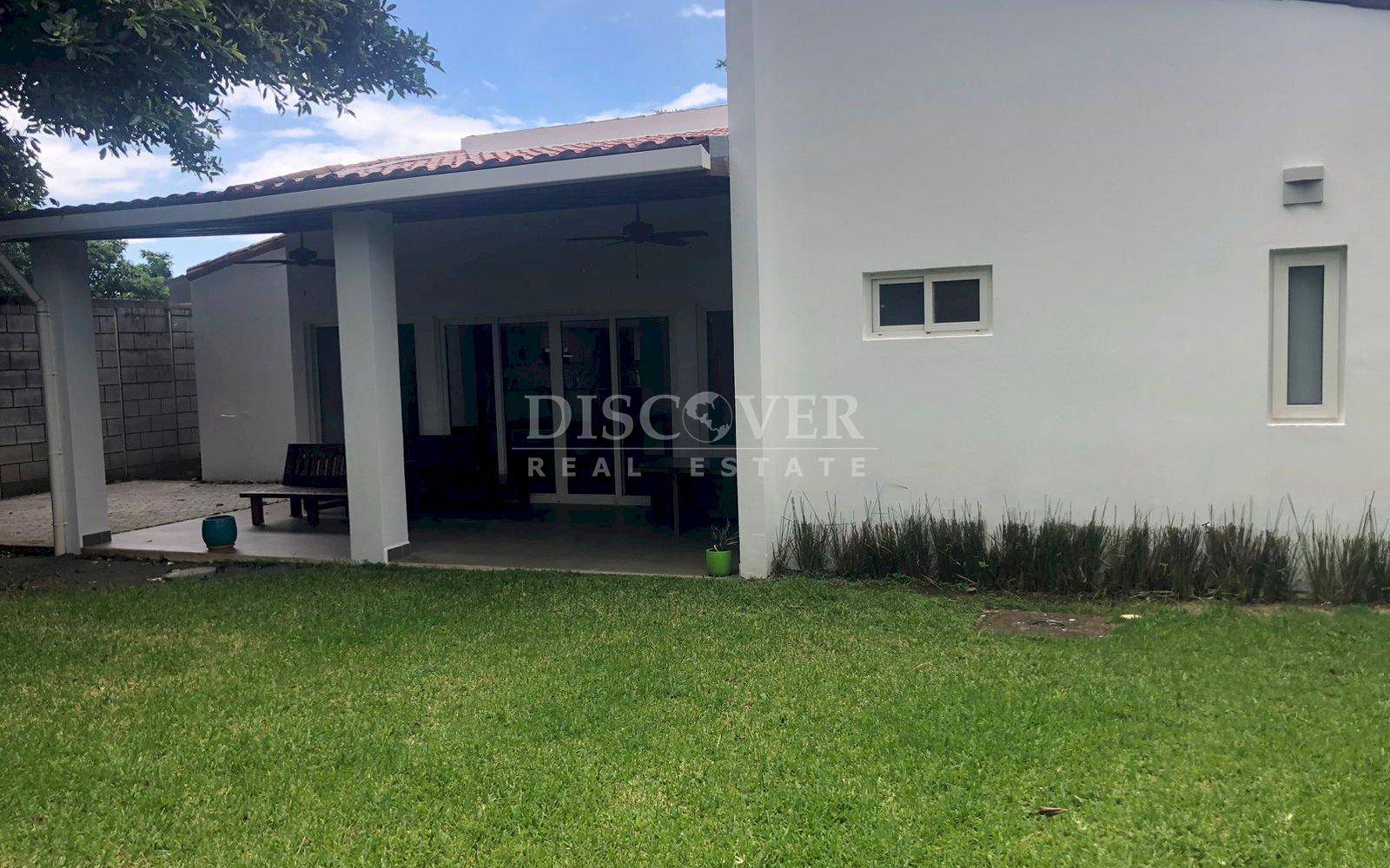  House for Rent in Colinas de Santa Cruz