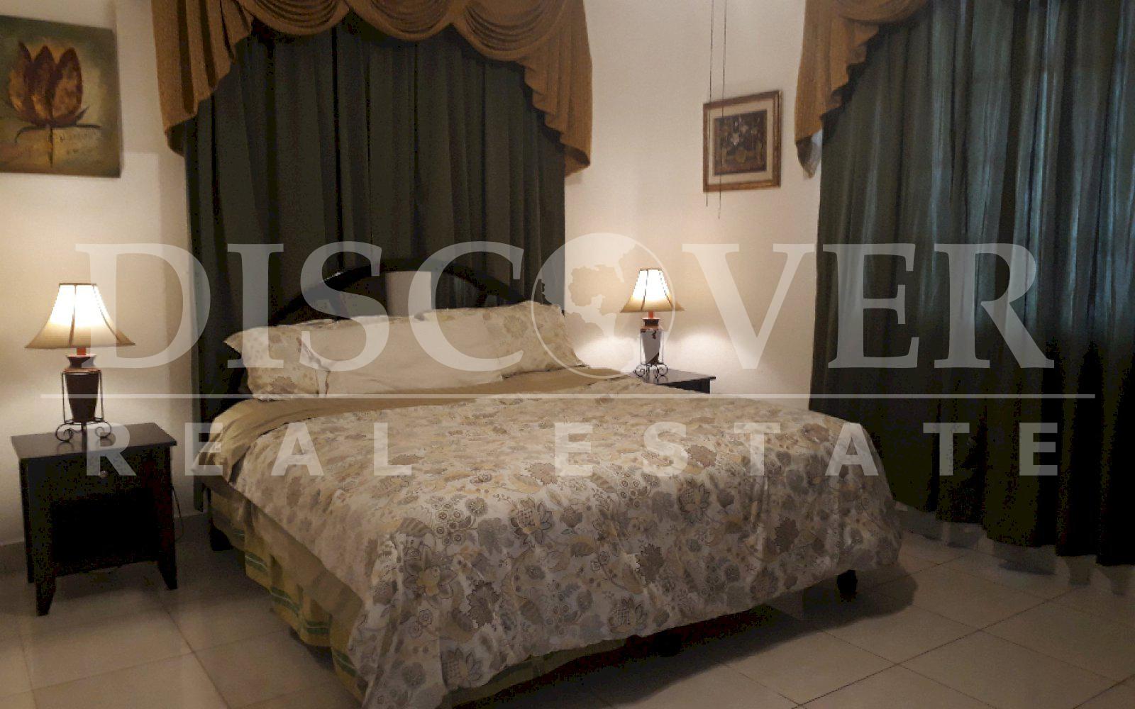  House for rent two floors in Lomas de Ticomo.