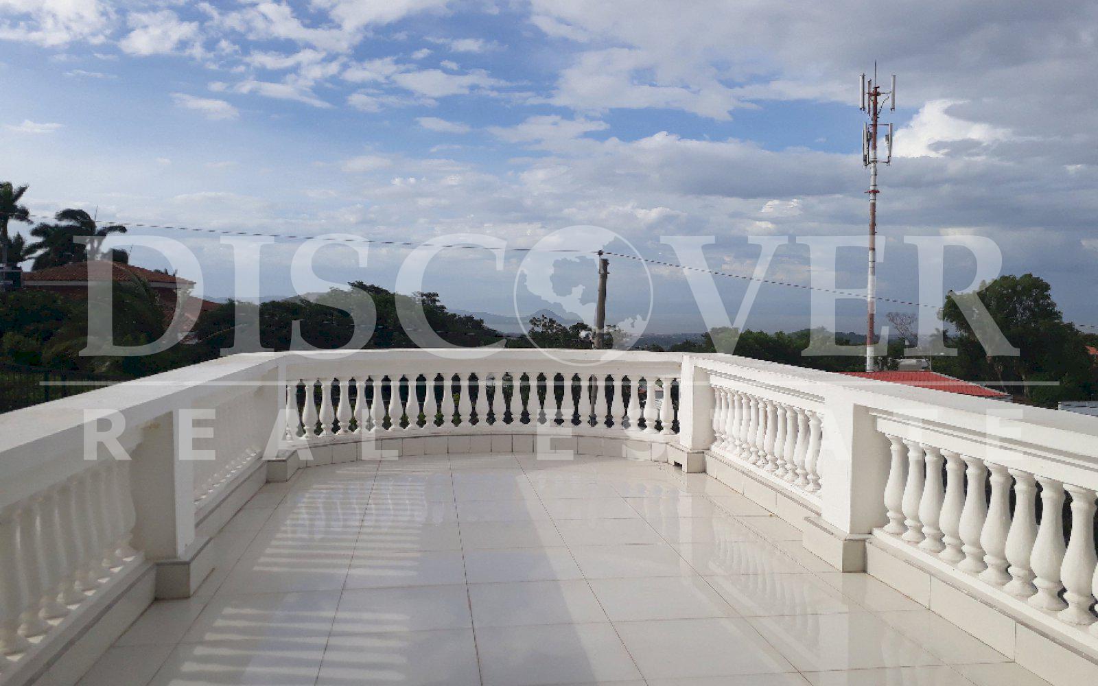  House for rent two floors in Lomas de Ticomo.