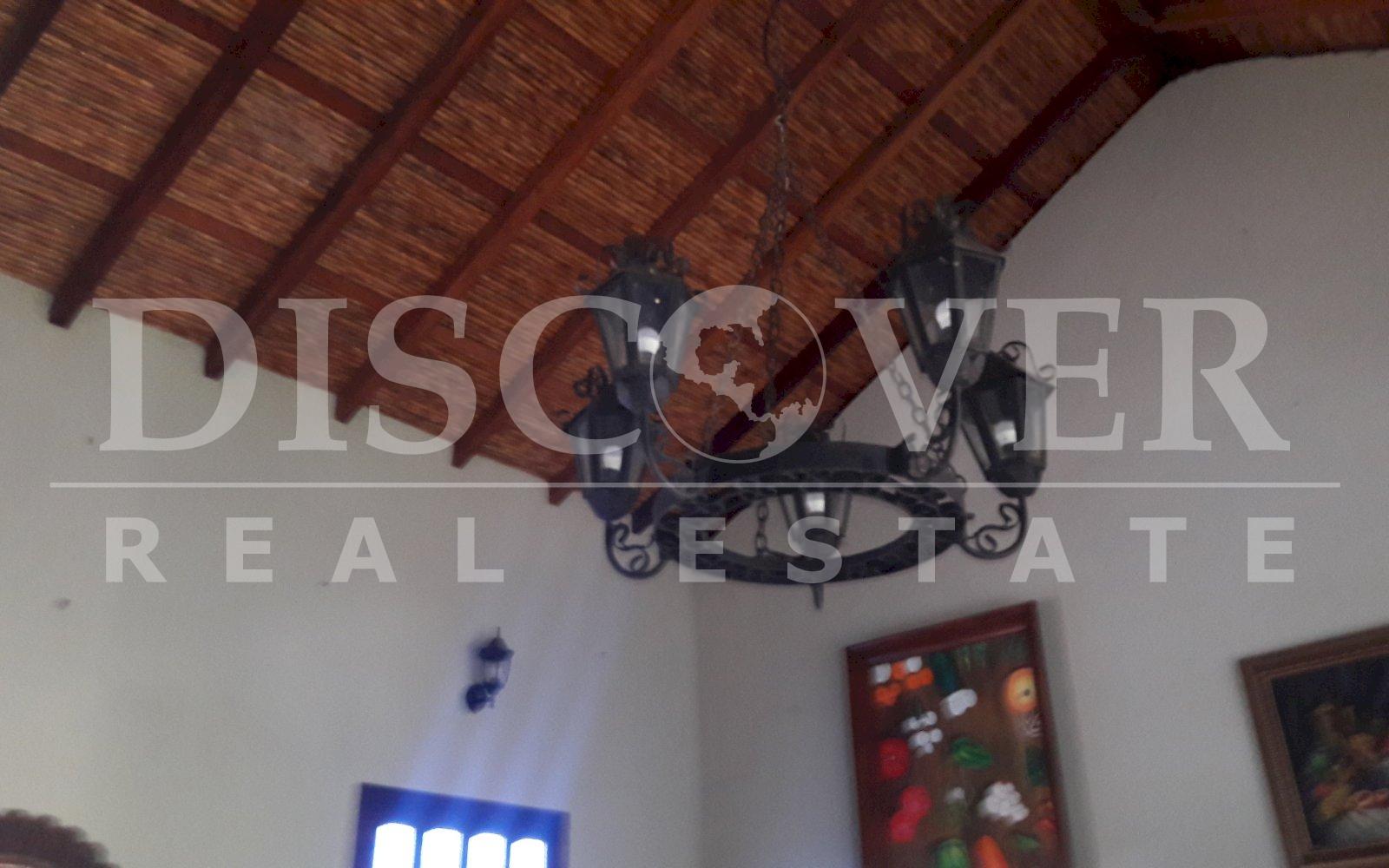  Nice Colonial Corner House for Sale in Granada ID 2989