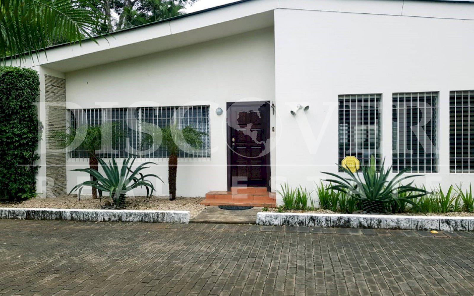 https://images.discovernica.com/propiedad/1600/2_114.jpg