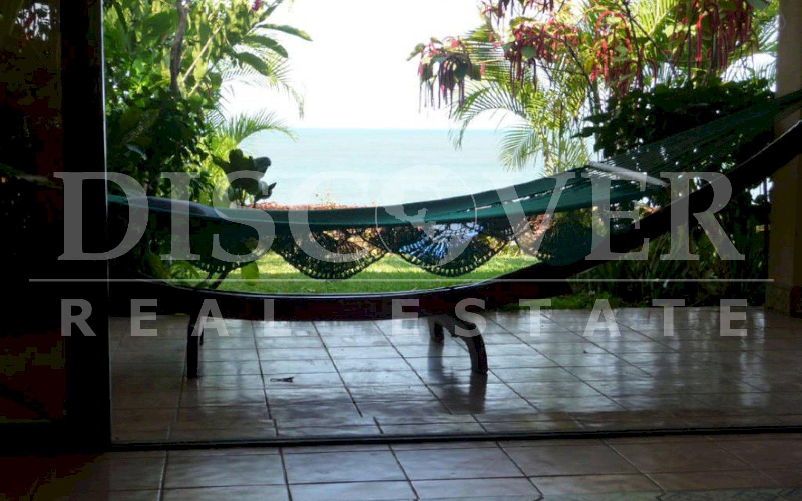 Spectacular house overlooking the sea - Rent