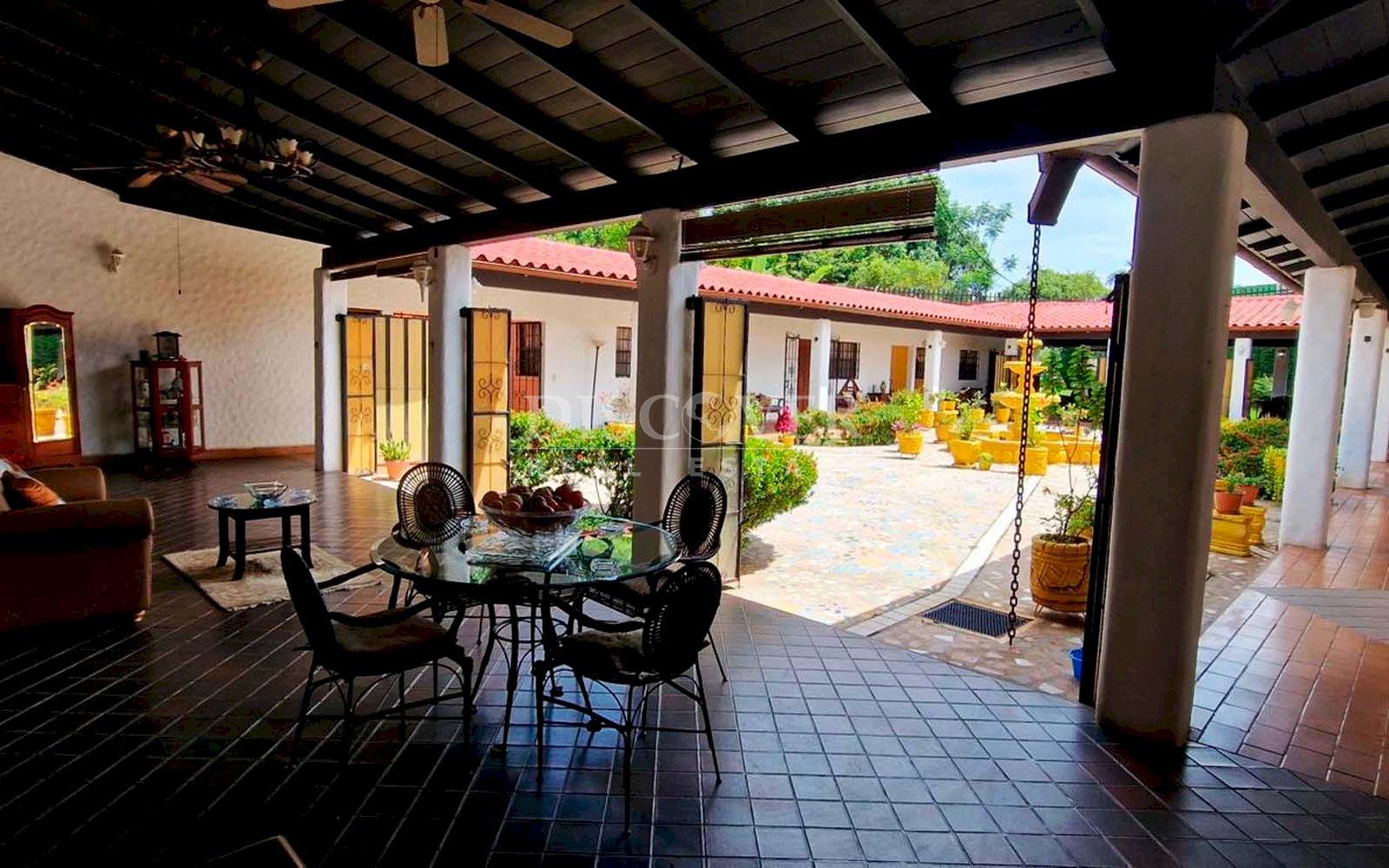  House for sale in Bolonia