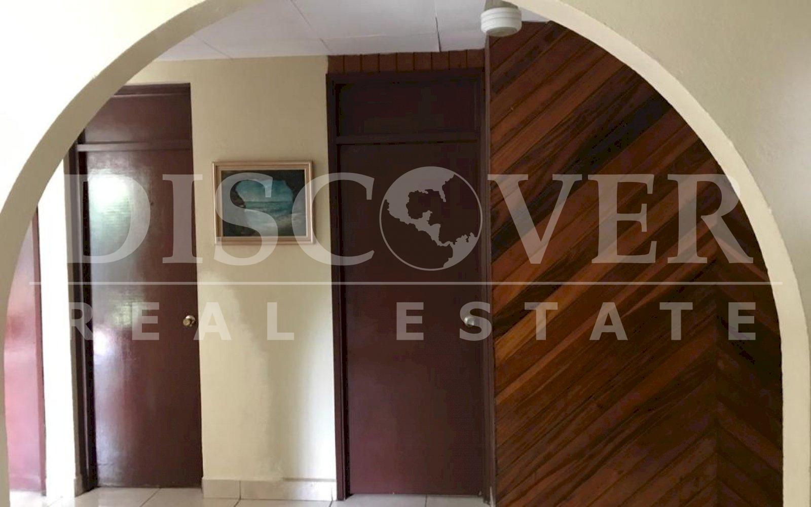  Beautiful House for Rent in Villa Fontana