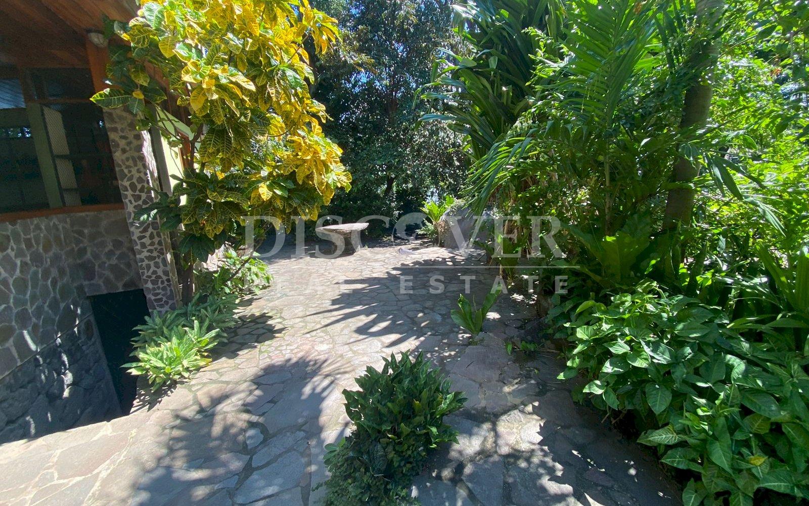  Islet for sale in the port of Asese