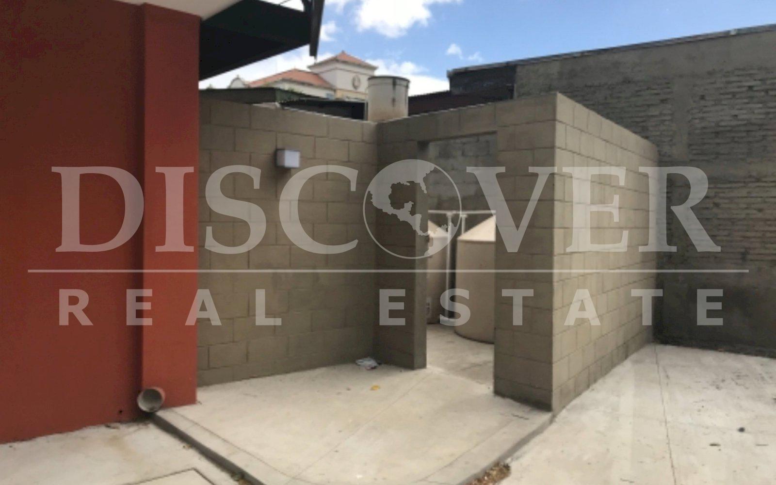  Commercial Building for Rent in front of Metrocentro ID 11496