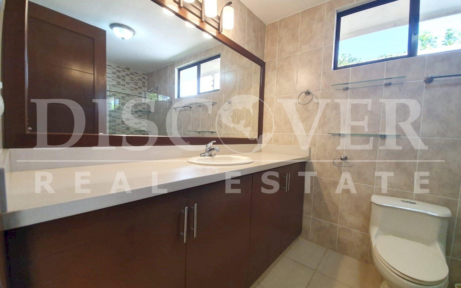 https://images.discovernica.com/propiedad/1600/354g45h4w5h.jpg