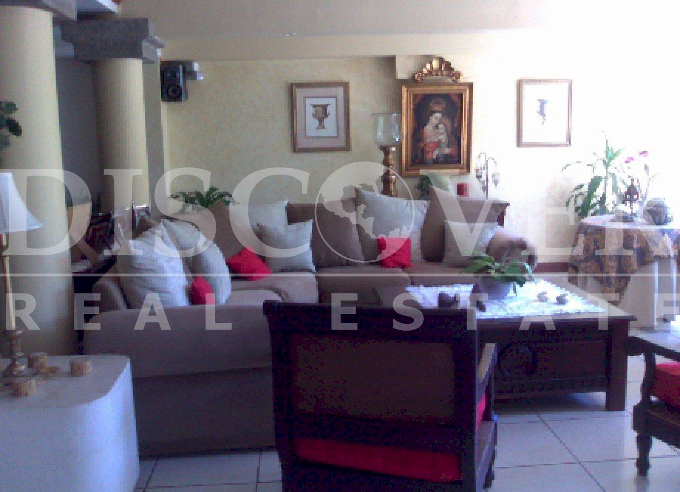  House for rent in Villa Fontana.