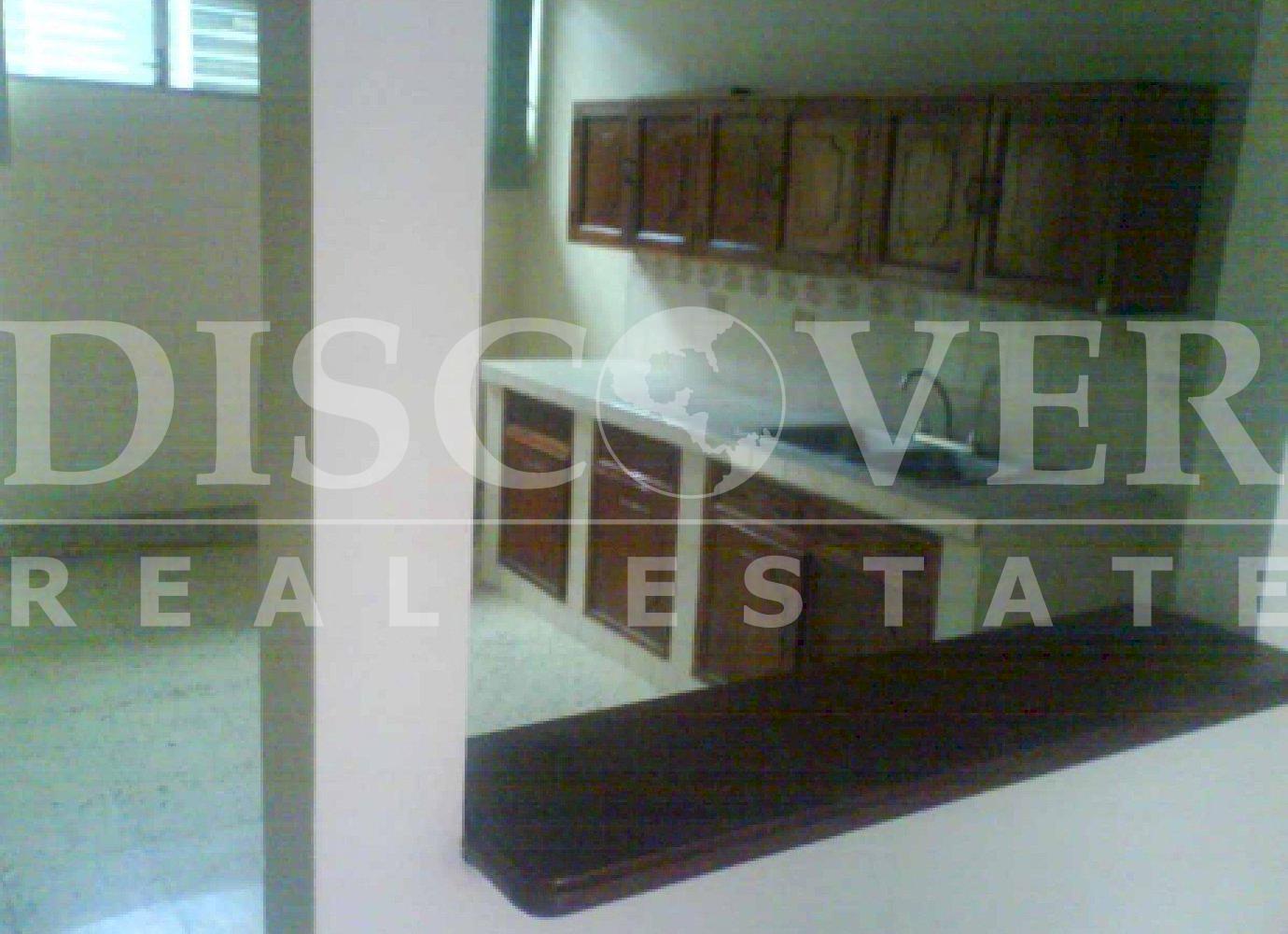  Apartment for rent in Granada.