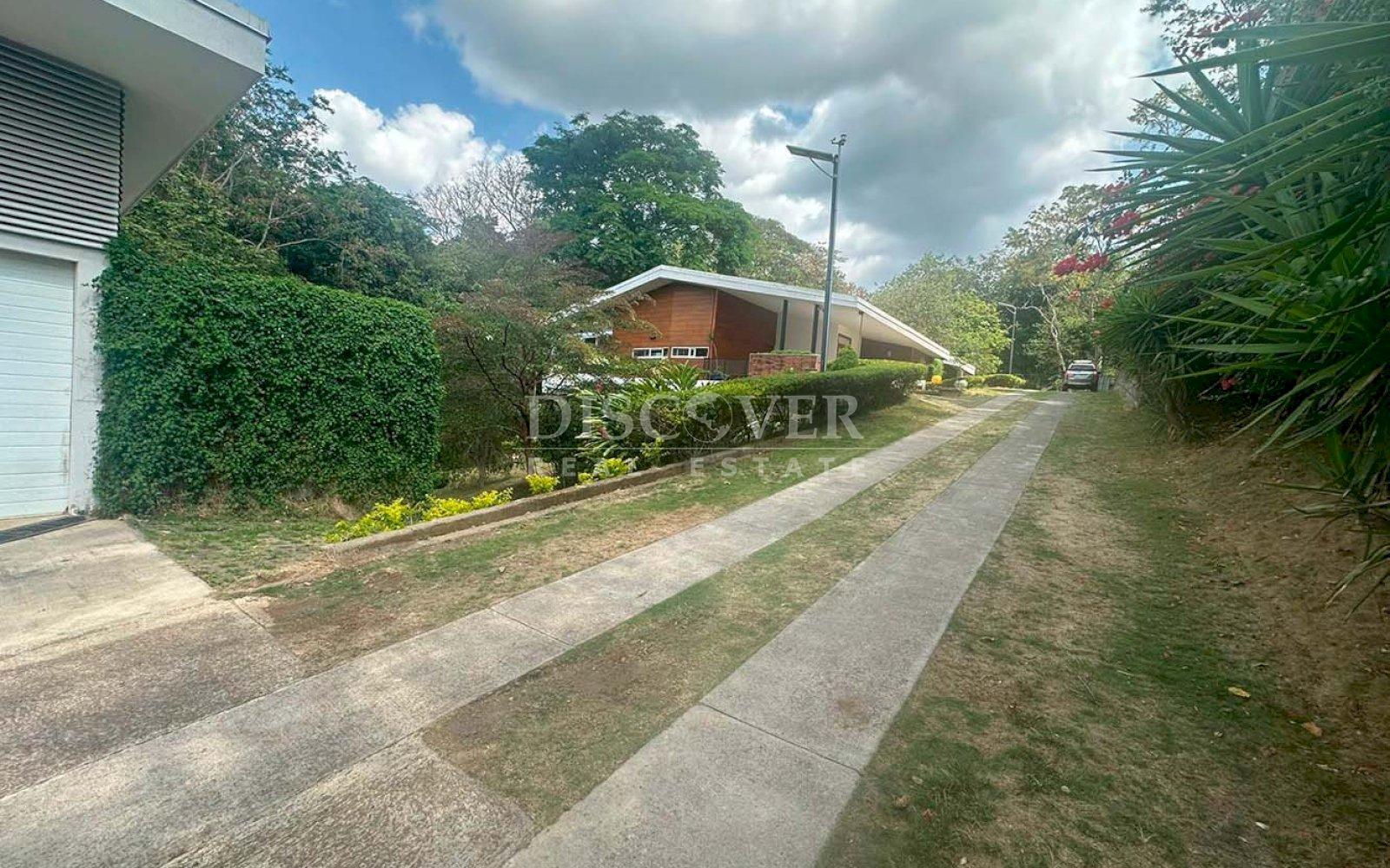  House for rent in Intermezzo del Bosque 