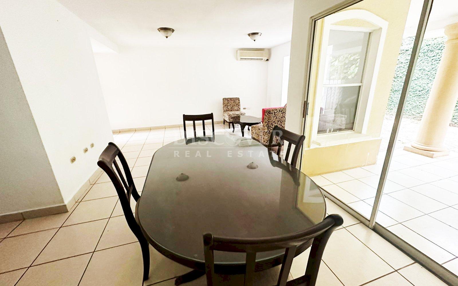  House for rent in Reparto Santa Catalina, furnished.