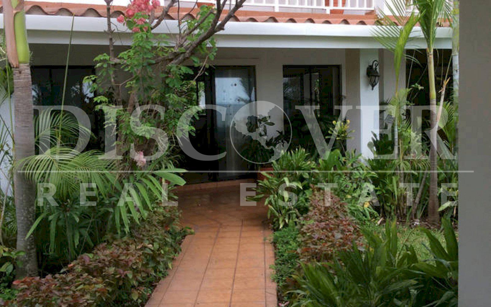 Spectacular house overlooking the sea - Rent