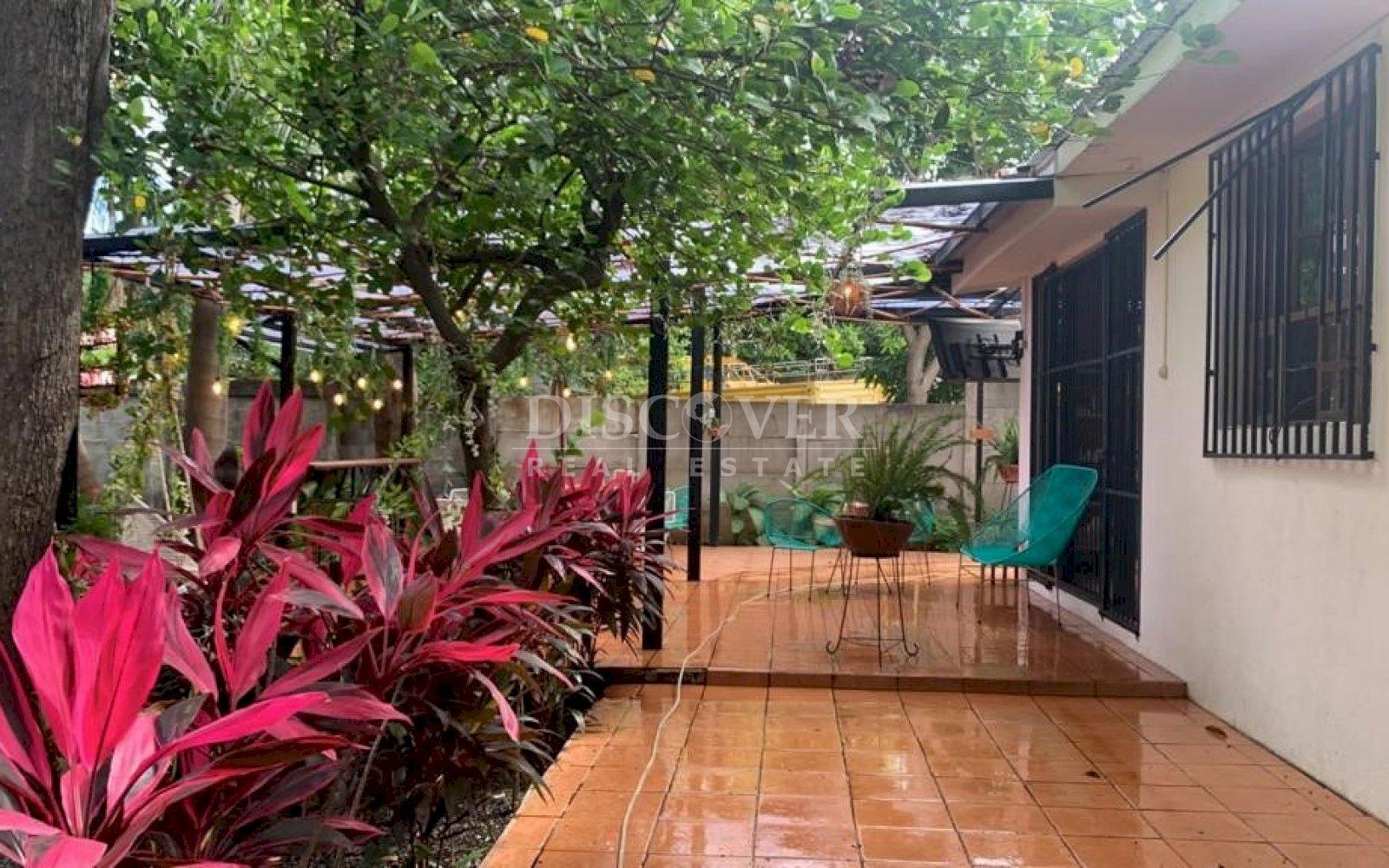  Spacious house for rent in Villa Fontana