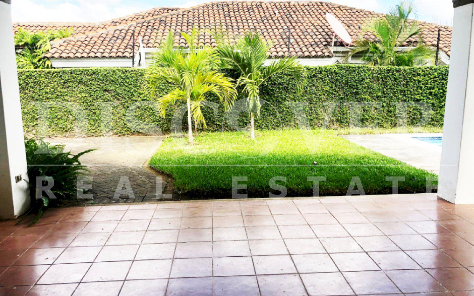 https://images.discovernica.com/propiedad/1600/4r34tq344rg.jpg