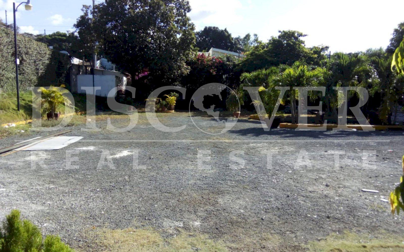  Local with high commercial potential for Rent in Villa Fontana ID 11665