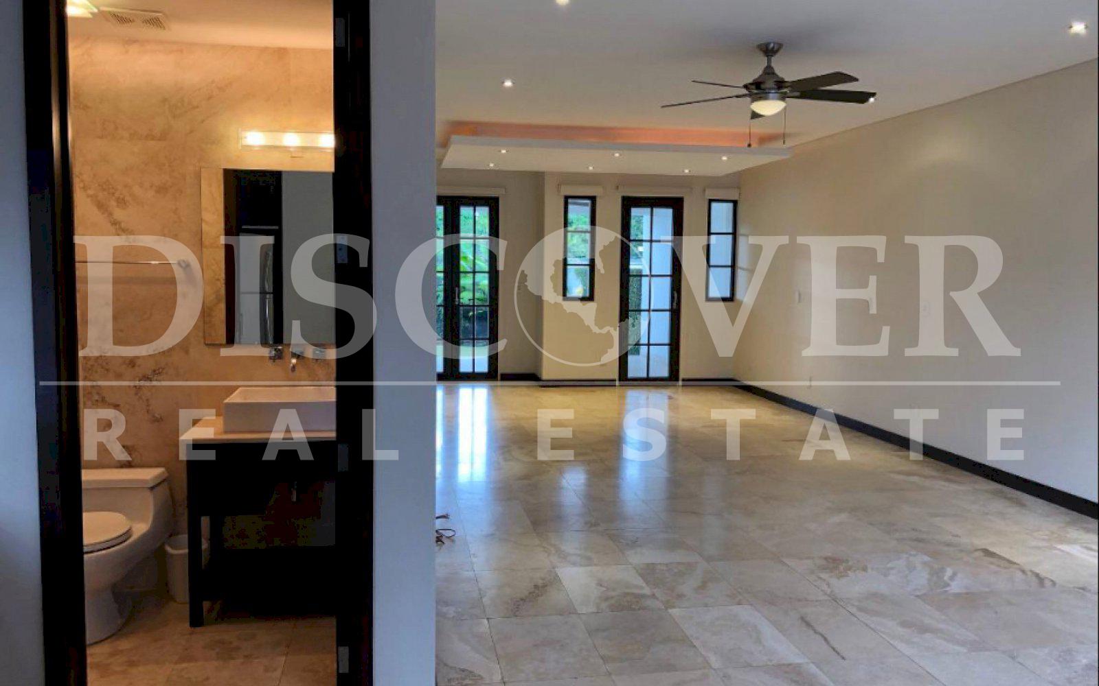  Apartment for Rent in private condominium.