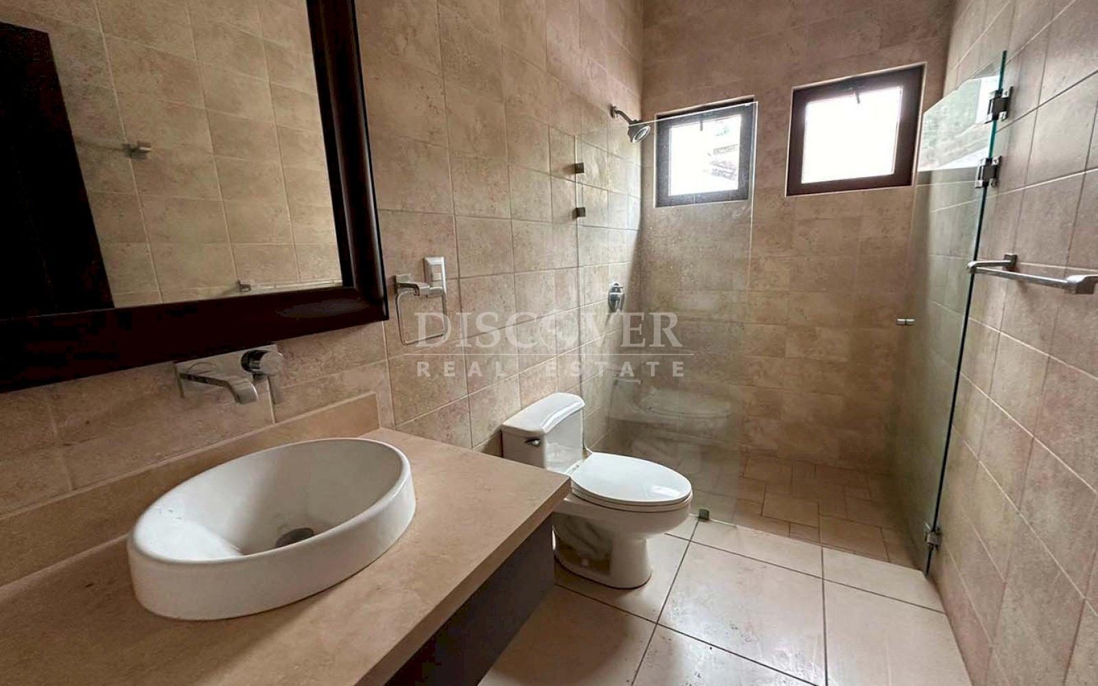  House for sale in Villa Fontana