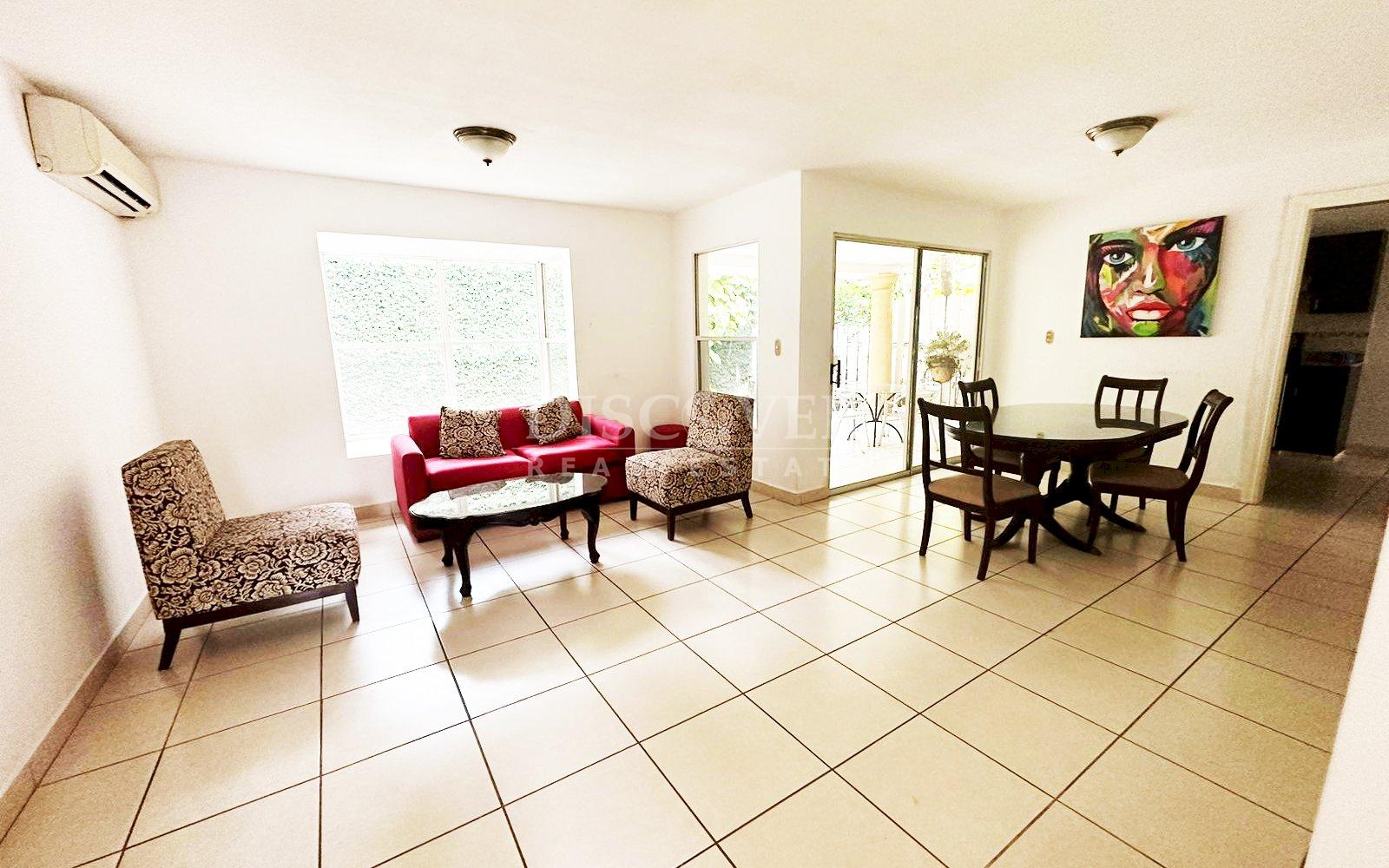  House for rent in Reparto Santa Catalina, furnished.